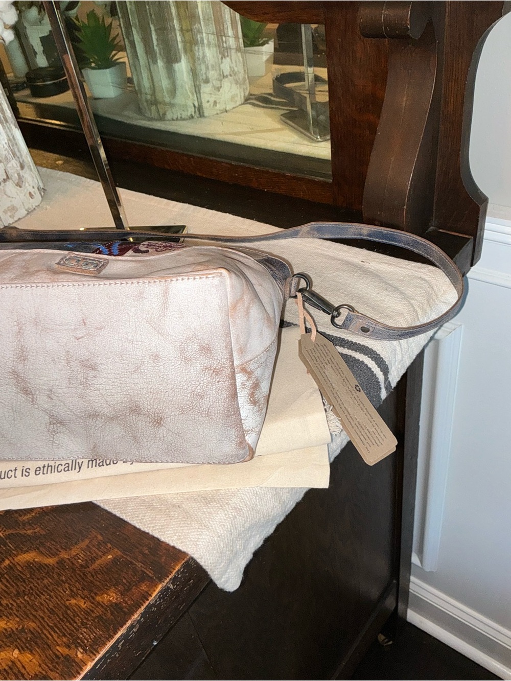 NWT Bed Stu Hyperbolic Shoulder Bag Handbag Americana Lux Red White Blue $235 - Picture 12 of 15